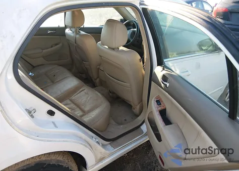 2004 Honda Accord 3.0 Ex z USA, uszkodzony, nr VIN 1HGCM66524A022915